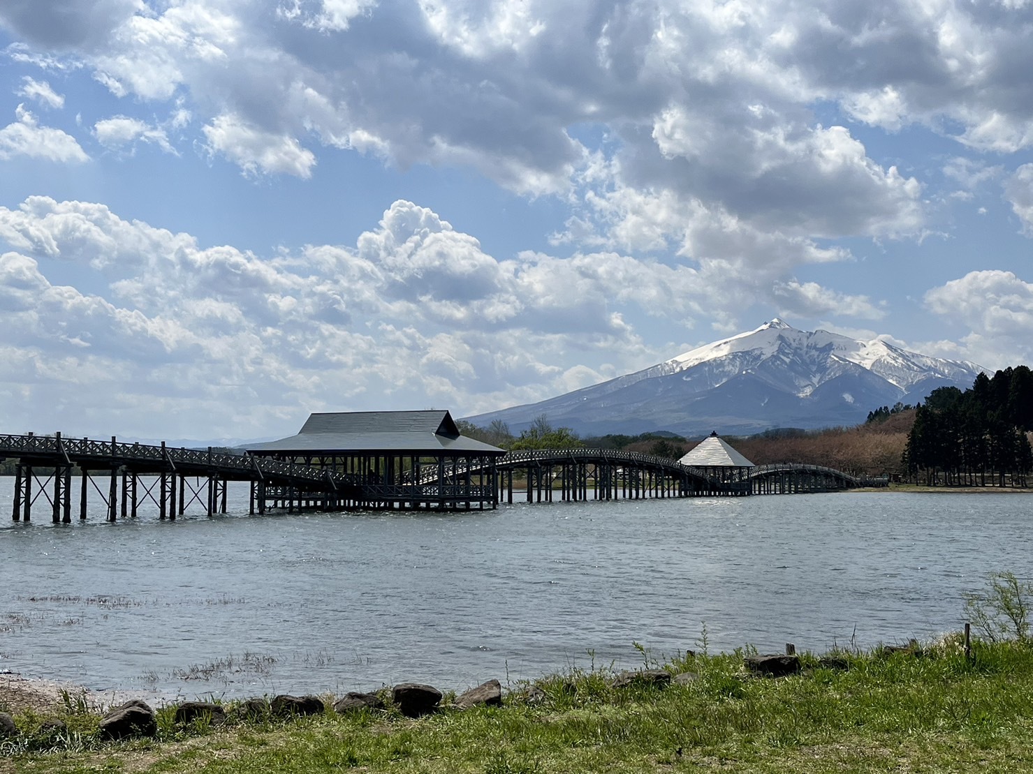 鶴の舞橋（2023年5月撮影）